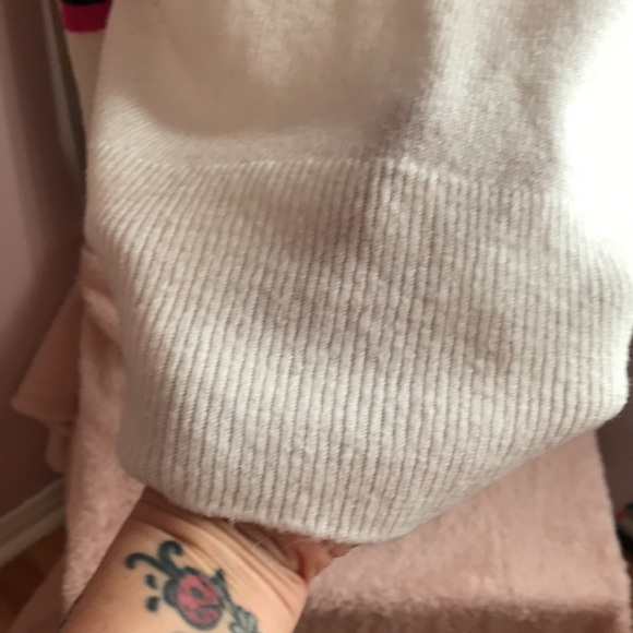 Ricki’s size large sweater - Picture 4 of 6